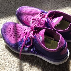 Nike Free flyknit size 11 women’s sneakers